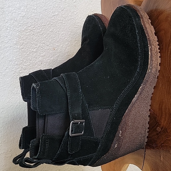 Merrell Women's Black Wedge Ankle Boots - Picture 6 of 10